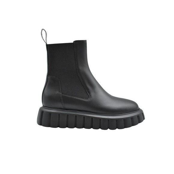 Voile Blanche Black Leather Boots With Chunky Sole - NWT